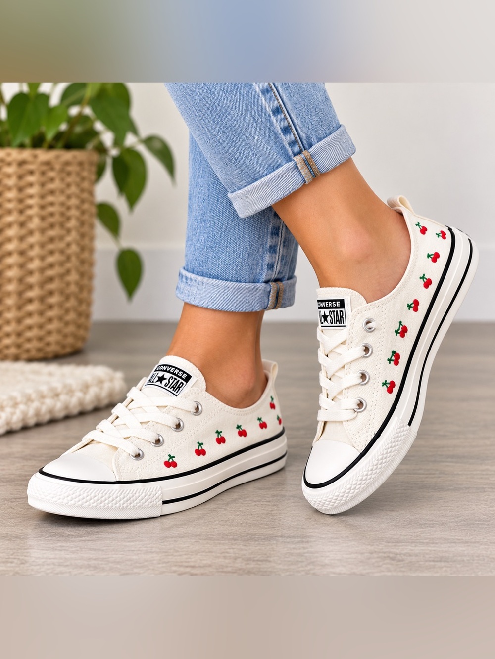Converse Chuck Taylor Shoreline Cherry Embroidered Slip-On Sneakers W8.5 NWOB